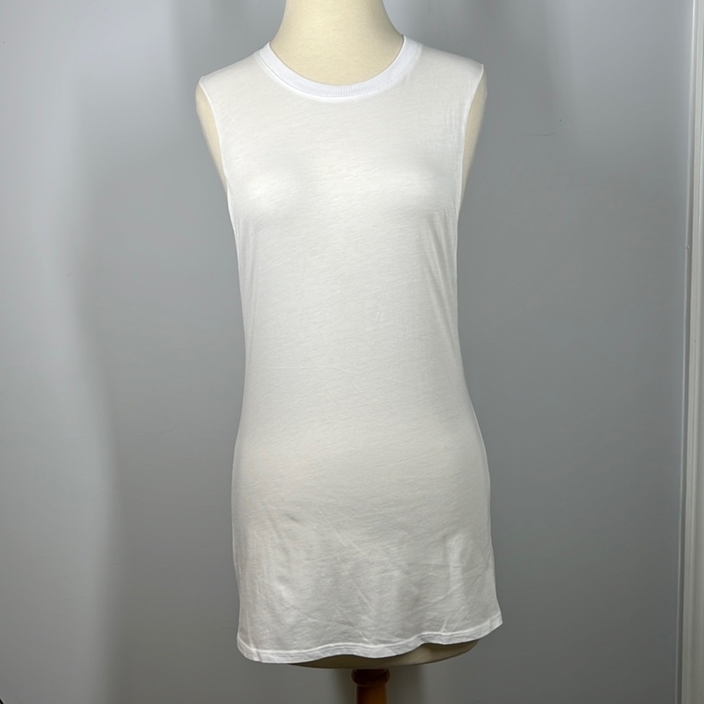BLQ BASIC Muscle Tank Tee - Picture 4 of 8